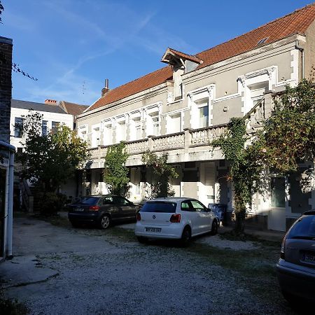 Au Relais Des Thermes Apartment Saint-Amand-les-Eaux Exterior photo